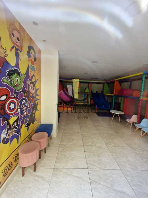 5689_G1745500389 1 - 17