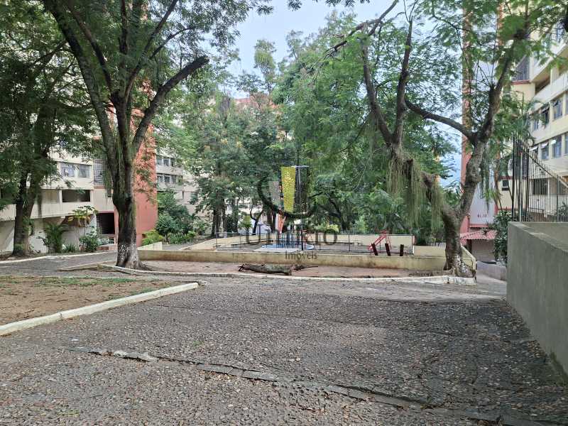 7145_G1778864095 - 27