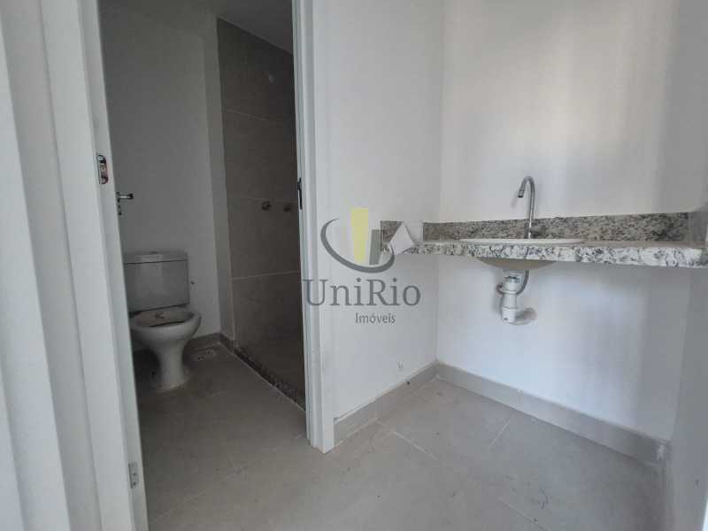 Lavabo e banheiro. - 6