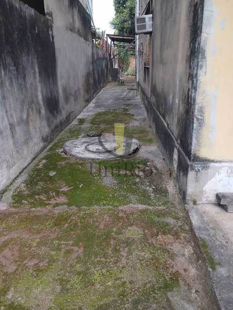 1001252710 - 2