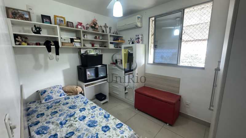 Apartamento à venda Estrada da Soca, Taquara, Rio de Janeiro - R$ 270.000 - FRAP23036