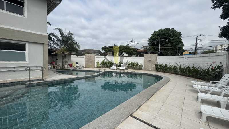 Apartamento à venda Estrada da Soca, Taquara, Rio de Janeiro - R$ 270.000 - FRAP23036