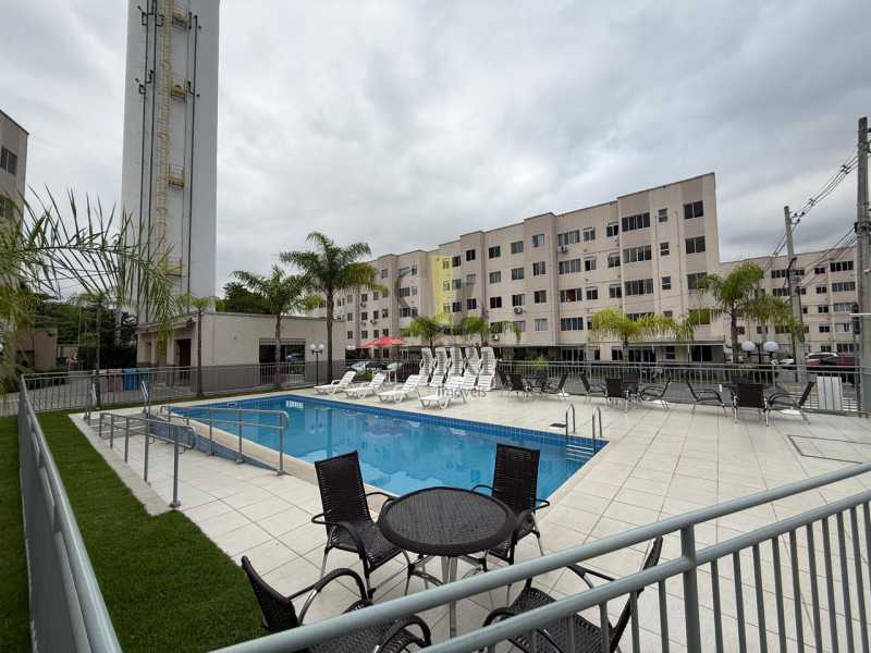 12 Piscina. - 19