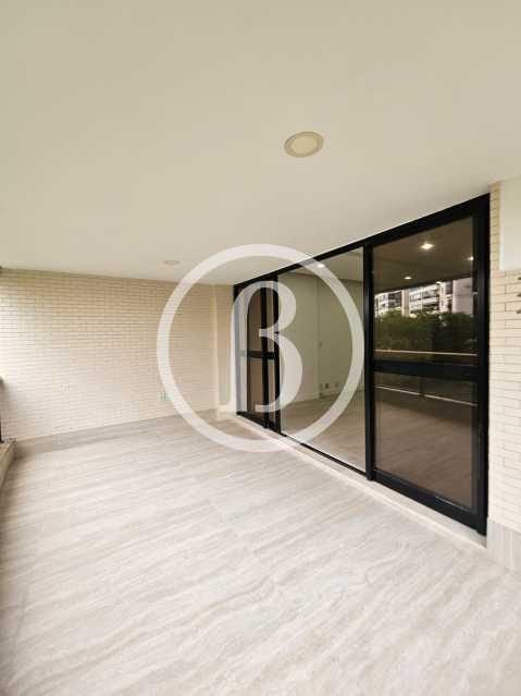 VARANDA OUTRO ÂNGULO - 3