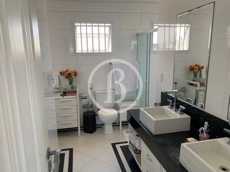 Conheça BANHEIRO DA 1° SUÍTE OUTRO ÂNG do imóvel - Cobertura 3 quartos à venda Recreio dos Bandeirantes, Rio de Janeiro - R$ 1.889.999 - BFCO30079 - 19 BANHEIRO DA 1° SUÍTE OUTRO ÂNG - 19
