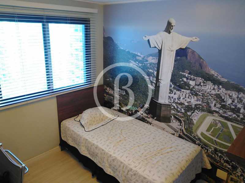 3° QUARTO OUTRO ÂNGULO - 25
