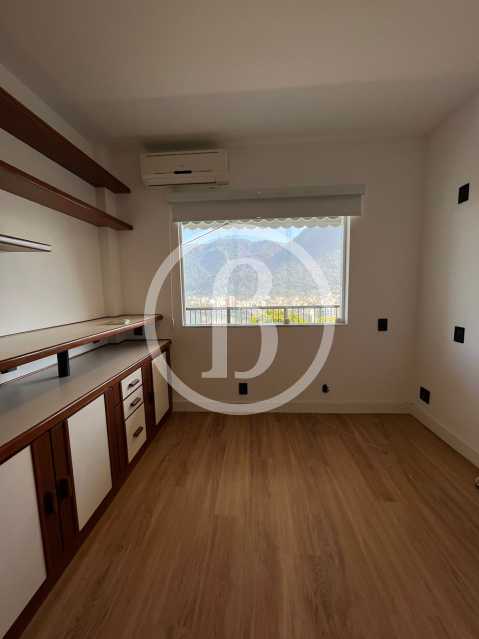 3° QUARTO OUTRO ÂNGULO - 19