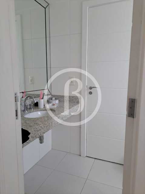 BANHEIRO DA 3° E 4° SUÍTE - 21