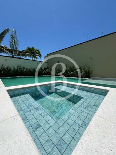 PISCINA OUTRO ÂNGULO - 3