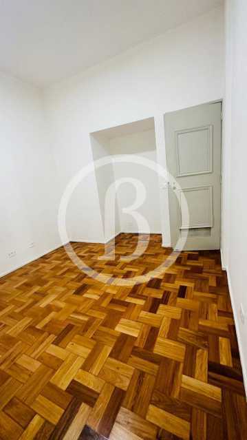 2° QUARTO OUTRO ÂNGULO - 16