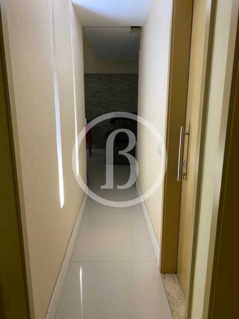 CORREDOR - 4