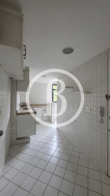 Conheça COZINHA OUTRO ÂNGULO do imóvel - Apartamento 2 quartos à venda Barra da Tijuca, Rio de Janeiro - R$ 1.000.000 - BFAP20430 - 24 COZINHA OUTRO ÂNGULO - 24