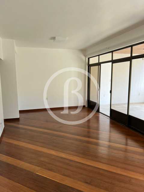 SALA - 5