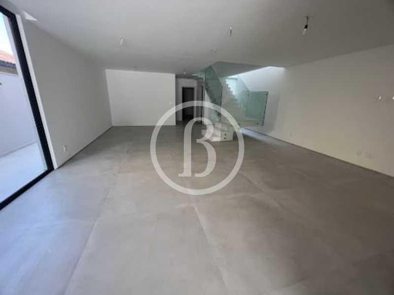SALA - 6