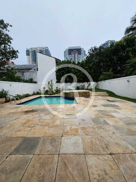 PISCINA OUTRO ÃNGULO - 3
