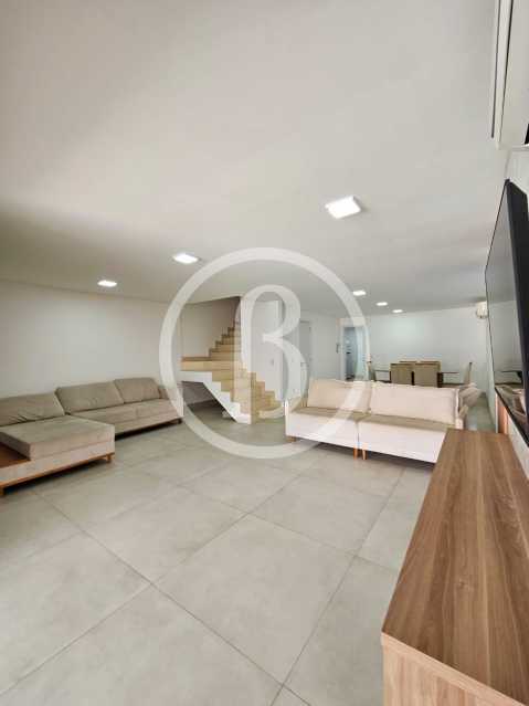 SALA - 7