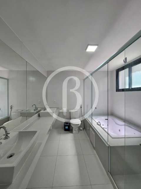 BANHEIRO - 13