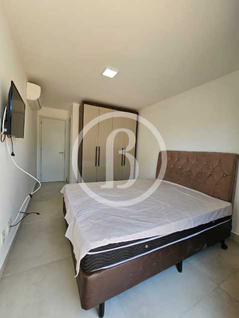 1° QUARTO OUTRO ÂNGULO - 12