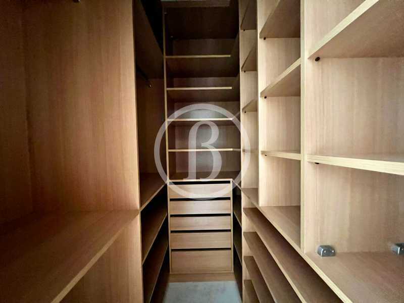 CLOSET DA SUÍTE - 10
