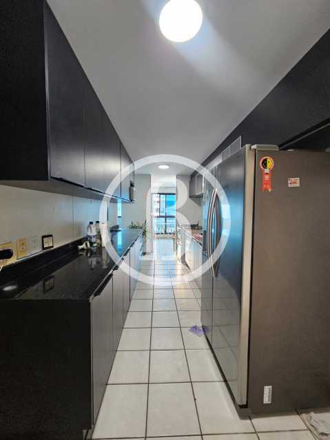 COZINHA OUTRO ANGULO - 14