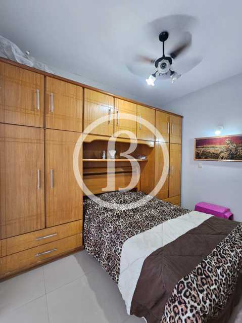 QUARTO OUTRO ÂNGULO - 18