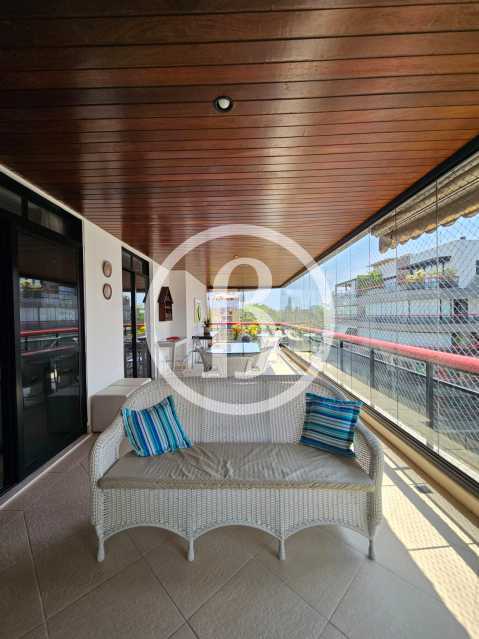 VARANDA OUTRO ÂNGULO - 2