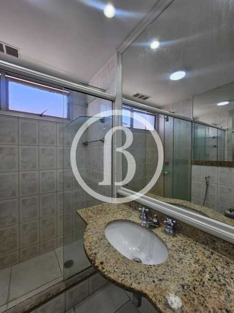 BANHEIRO SOCIAL - 14