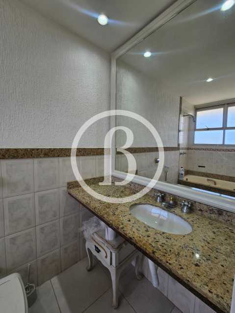 BANHEIRO DA SUÍTE - 19