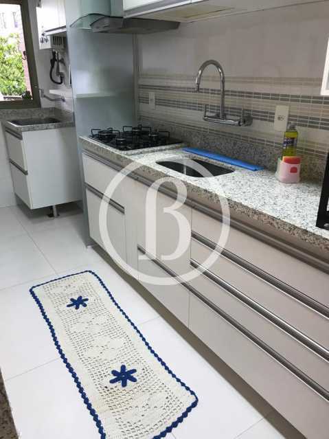 COZINHA OUTRO ÂNGULO - 18