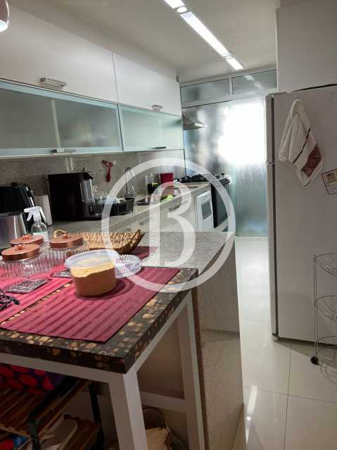 COZINHA OUTRO ÂNGULO - 27
