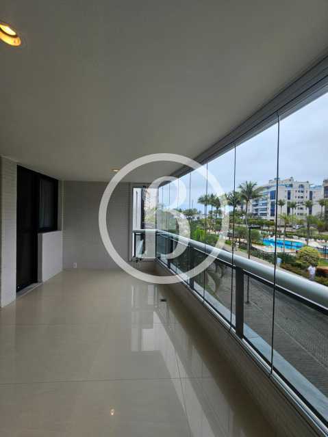 VARANDA OUTRO ÂNGULO - 3