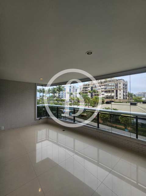 VARANDA OUTRO ÂNGULO - 2