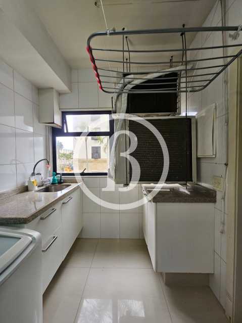 ÁREA DE SERVIÇO  - 23