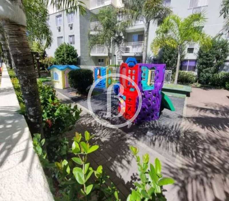 PLAYGROUND - 17