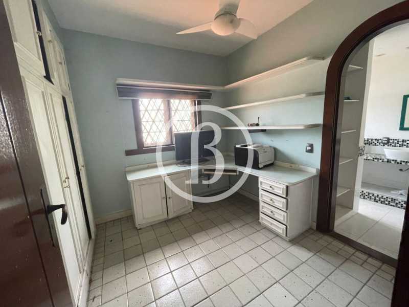 QUARTO - 12