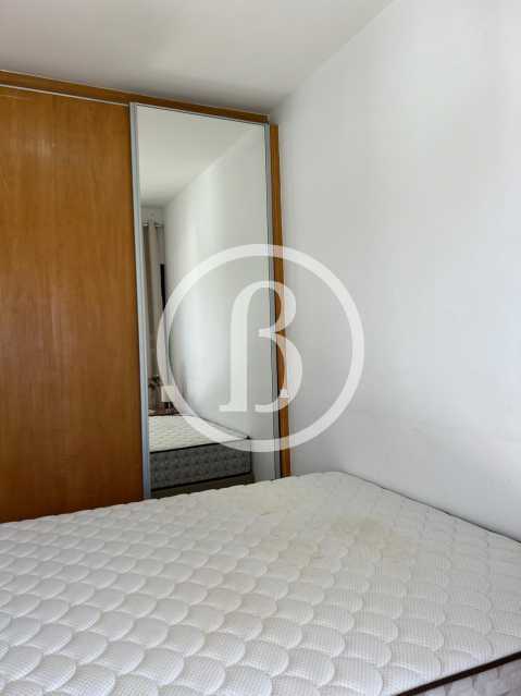 1° QUARTO OUTRO ÂNGULO - 17