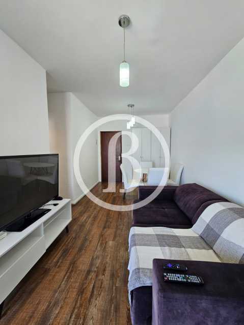 SALA - 8