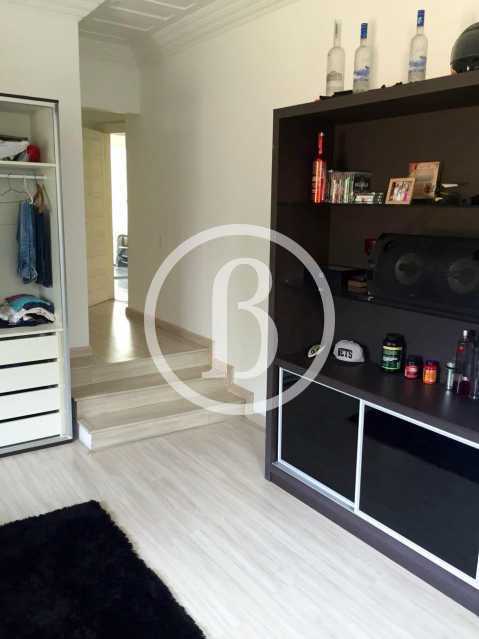 QUARTO - 16