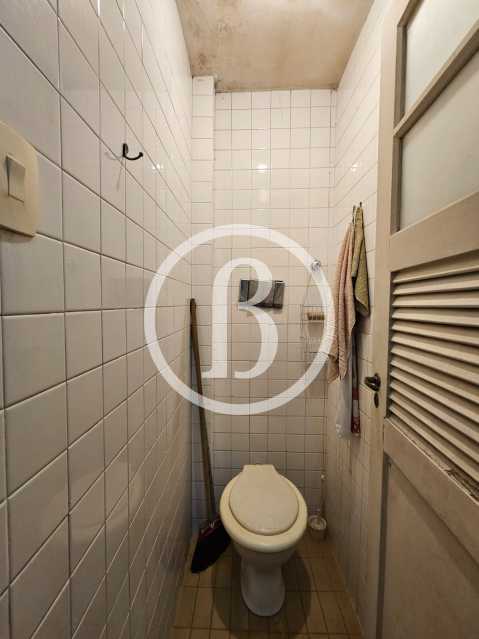 BANHEIRO DE SERVIÇO - 25
