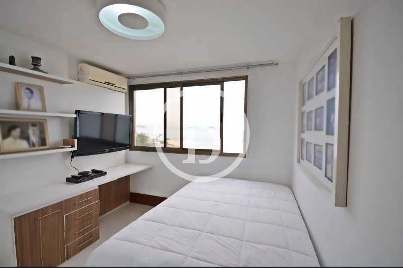 QUARTO - 16