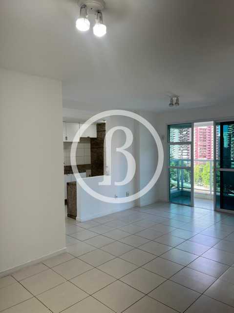 SALA - 6