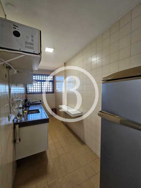 COZINHA OUTRO ÂNGULO - 18