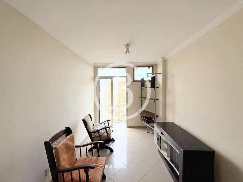 SALA - 2