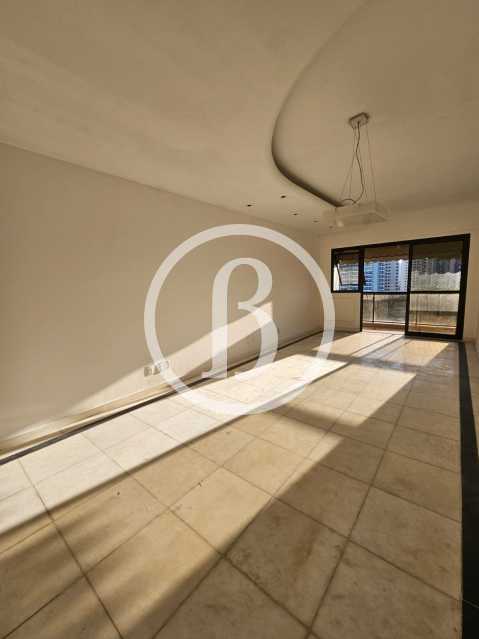 SALA - 4