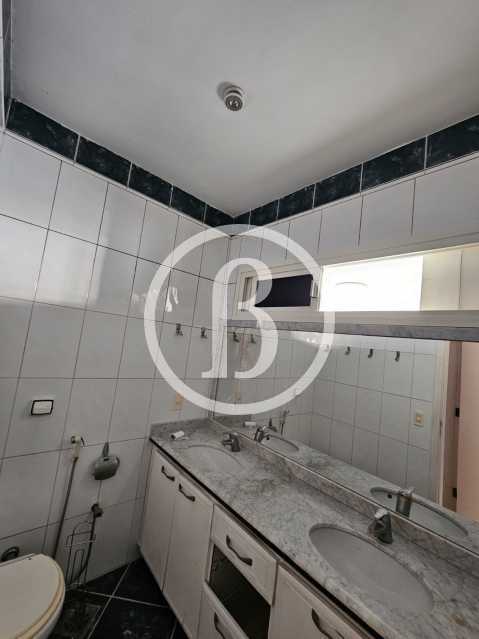 BANHEIRO - 22