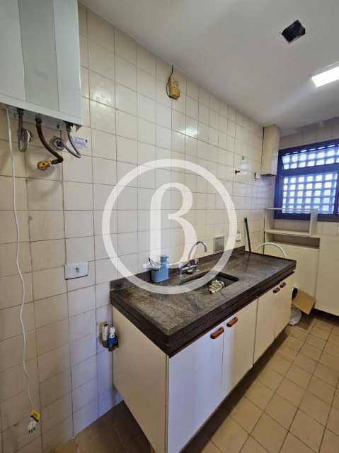 COZINHA OUTRO ÂNGULO - 18