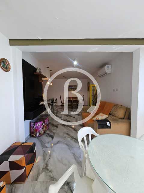 SALA - 6