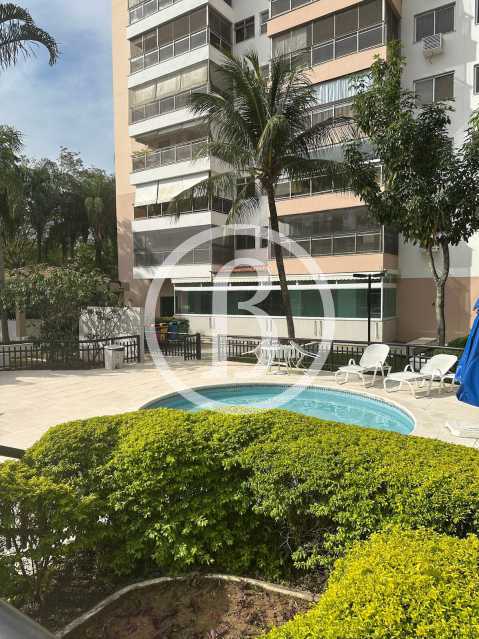 CONDOMÍNIO - 27