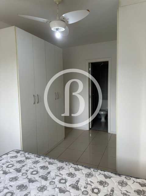 1° QUARTO OUTRO ÂNGULO - 12