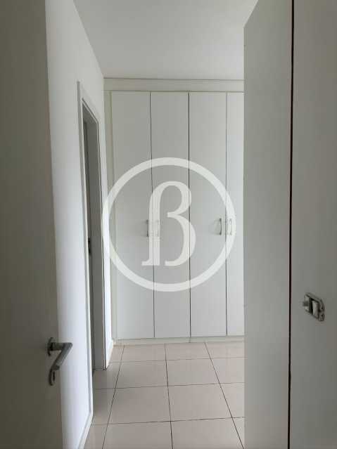 1° QUARTO OUTRO ÂNGULO - 13